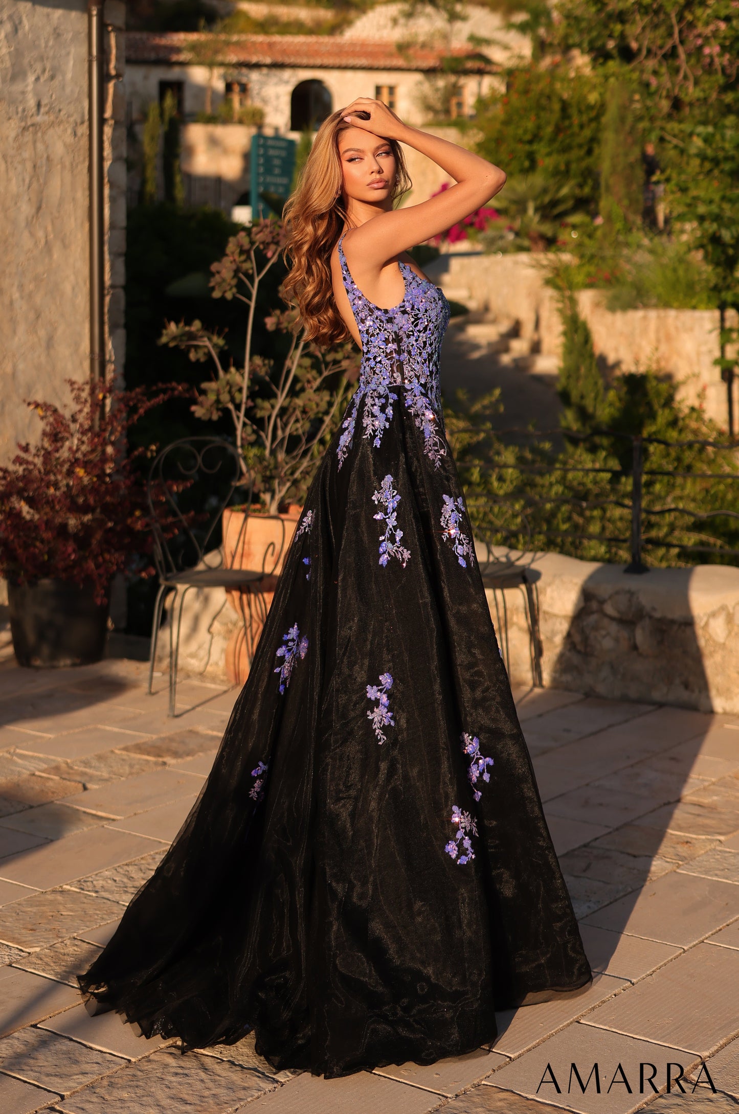 AMARRA Style 89373